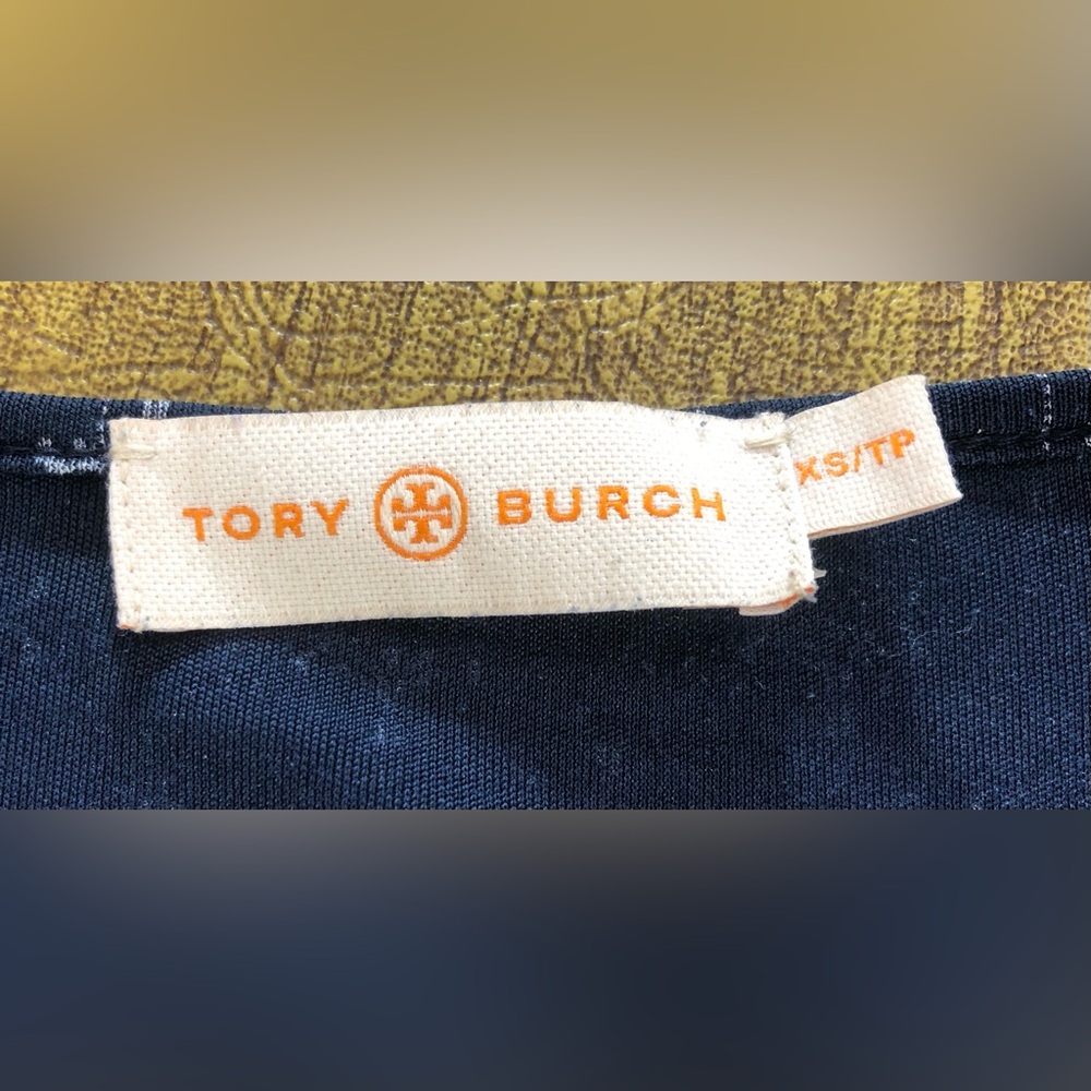 Tory Burch 100% Silk Navy Logo Print Dress Style 31142415 Cap Sleeve XS - Picture 14 of 16